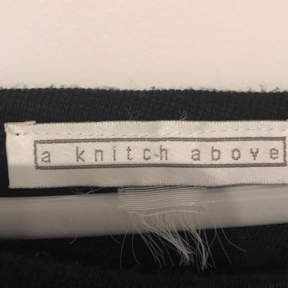 Sweater - Picture 3 of 4